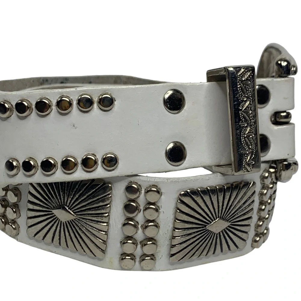 White Leather Western Highly Decorated 206 Silver Rivets 11 Square Accents Belt